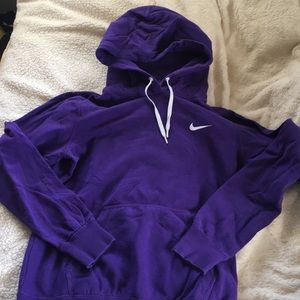 Women’s Nike Hoodie 💜